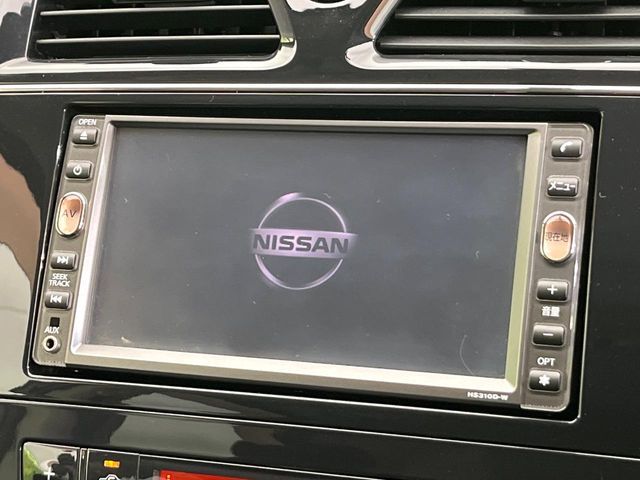 NISSAN SERENA  WG 2011