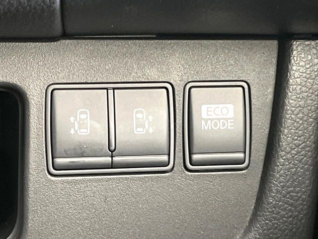 NISSAN SERENA  WG 2011