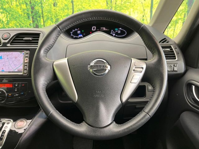 NISSAN SERENA  WG 2011