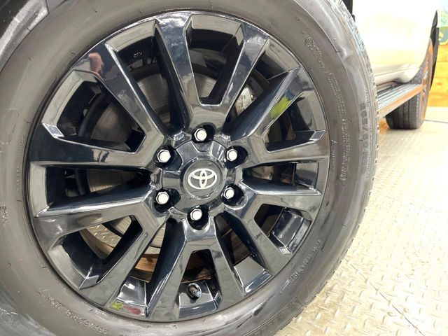 TOYOTA LANDCRUISER PRADO 2022