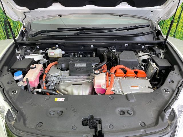 TOYOTA HARRIER HYBRID 2019