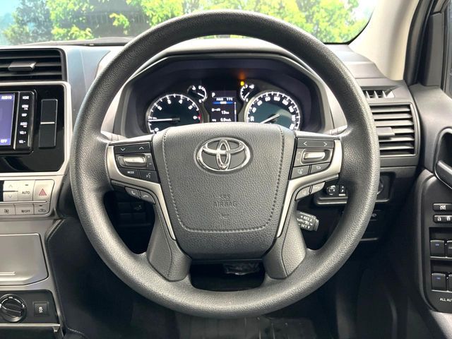 TOYOTA LANDCRUISER PRADO 2023