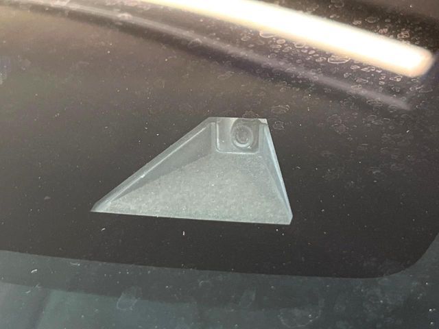 TOYOTA HARRIER HYBRID 2021