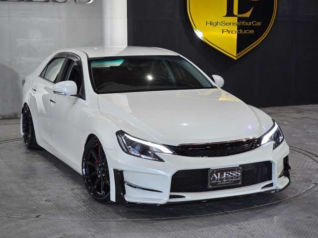 TOYOTA MARK X 2011