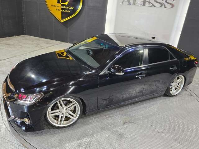 TOYOTA MARK X 2012
