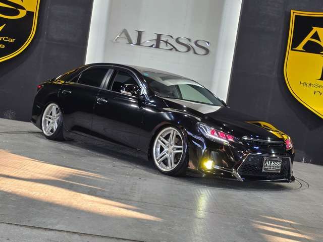 TOYOTA MARK X 2012