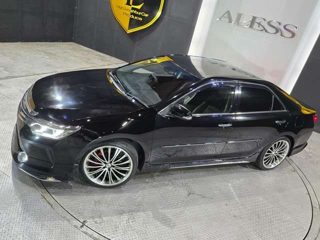 TOYOTA CAMRY HYBRID 2012