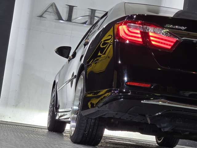 TOYOTA CAMRY HYBRID 2012