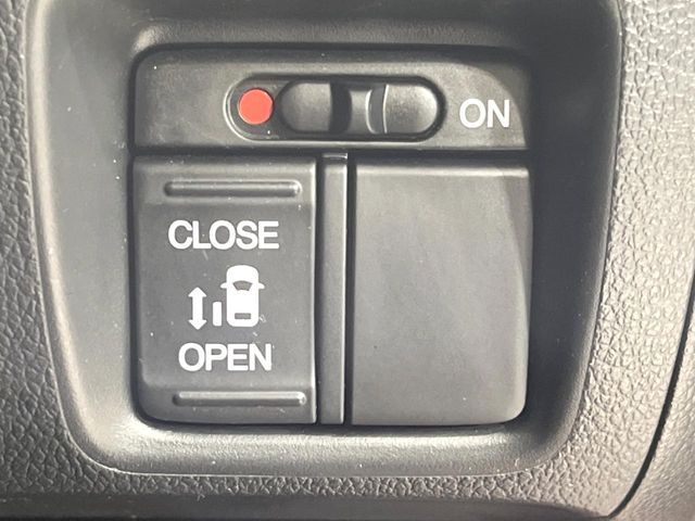 HONDA N BOX CUSTOM 2016