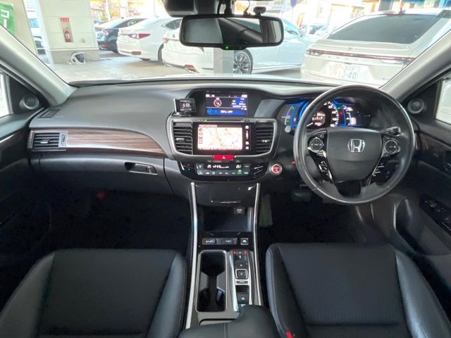 HONDA ACCORD HYBRID 2017