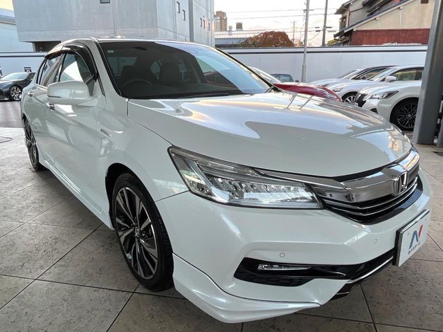 HONDA ACCORD HYBRID 2017