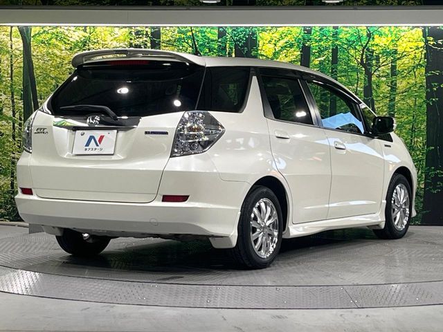 HONDA FIT SHUTTLE HYBRID 2011