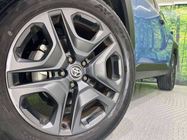 TOYOTA RAV4 4WD 2023