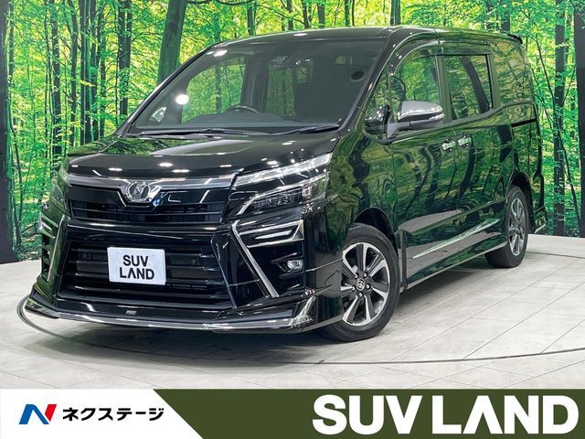 TOYOTA VOXY 2019