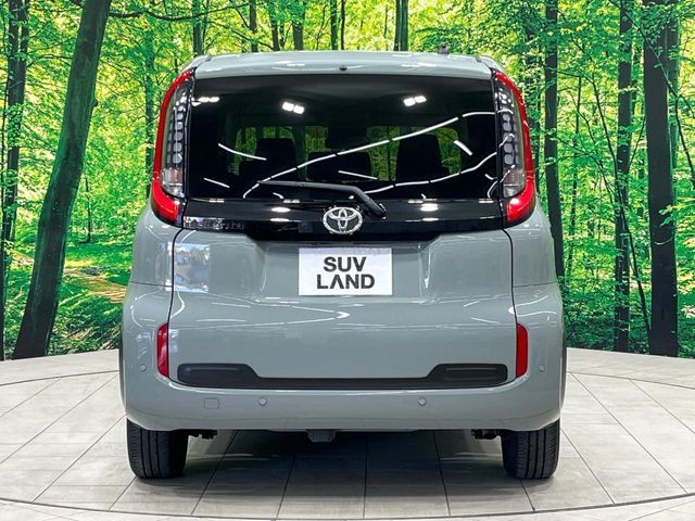 TOYOTA SIENTA 2022