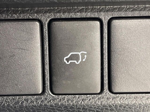 TOYOTA HARRIER 2WD 2015