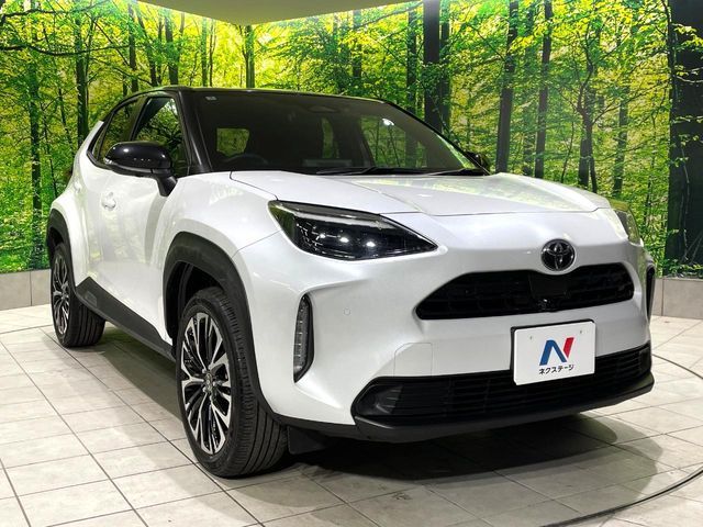 TOYOTA YARIS CROSS 2025
