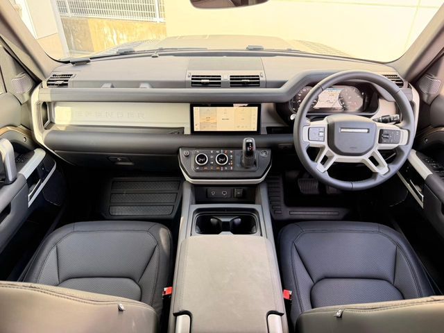 ROVER ROVER DEFENDER 2024