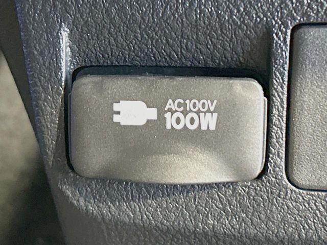 TOYOTA VELLFIRE 2023