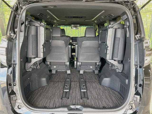 TOYOTA VELLFIRE 2023