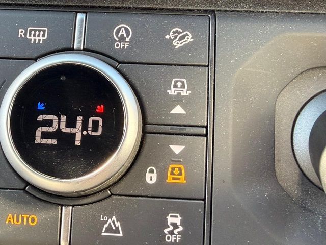 ROVER ROVER DEFENDER 2023