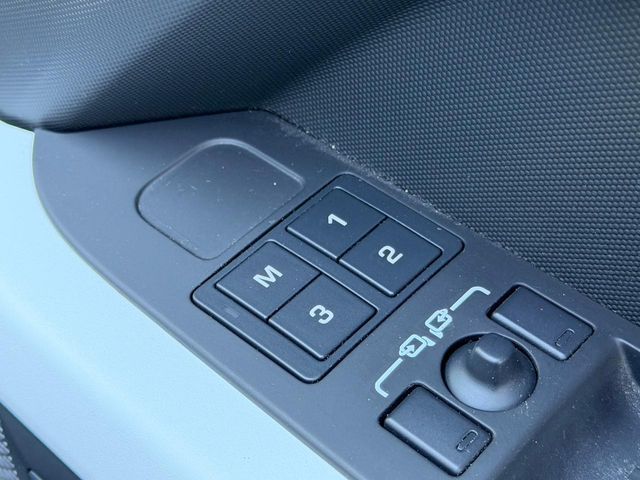 ROVER ROVER DEFENDER 2023