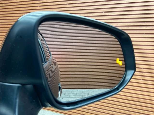 TOYOTA HARRIER 2WD 2021