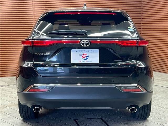 TOYOTA HARRIER 2WD 2021