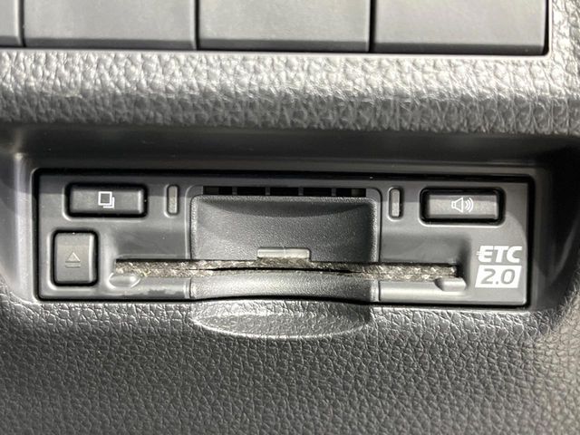 TOYOTA RAV4 4WD 2023