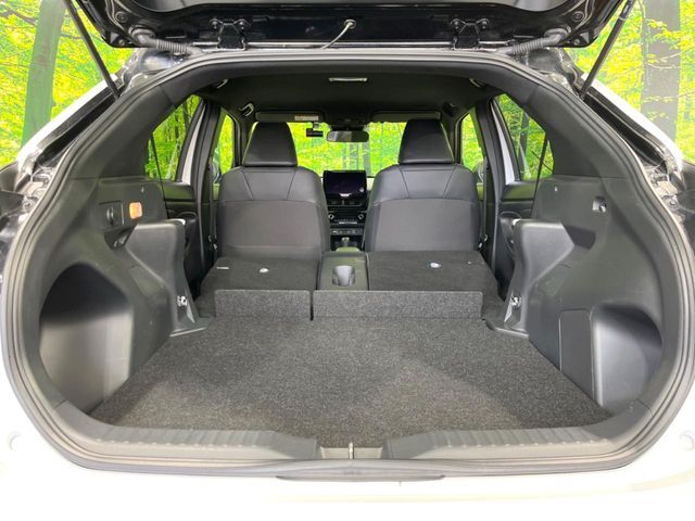 TOYOTA YARIS CROSS 2025