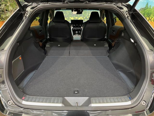 TOYOTA HARRIER HYBRID 2020