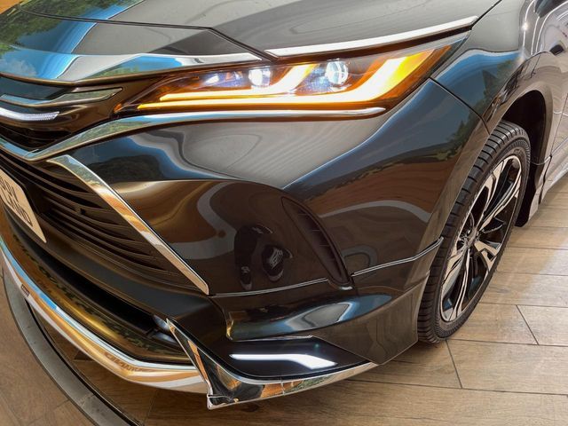 TOYOTA HARRIER HYBRID 2020
