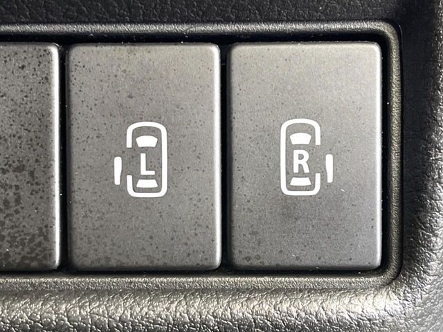 SUZUKI Spacia GEAR 2023