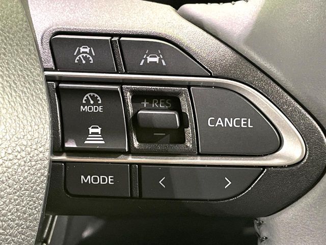 TOYOTA NOAH HYBRID 2025