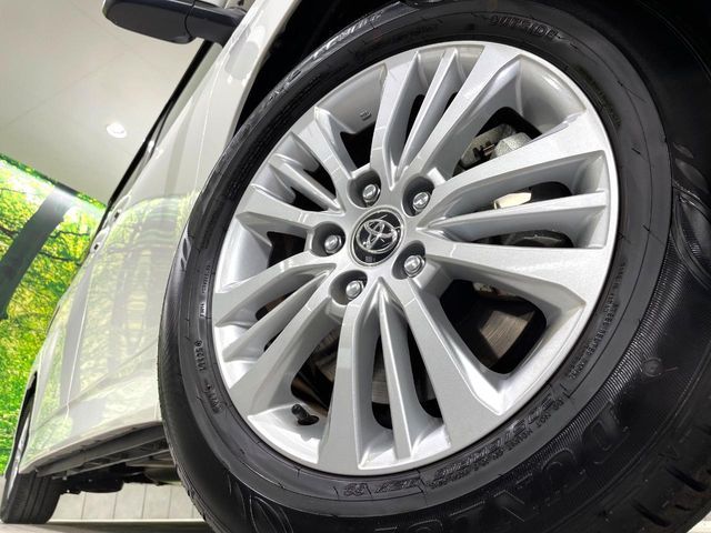 TOYOTA NOAH HYBRID 2025