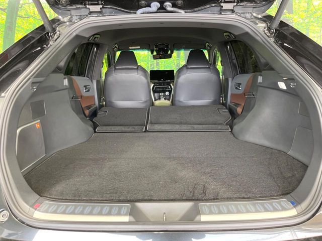 TOYOTA HARRIER 2WD 2024