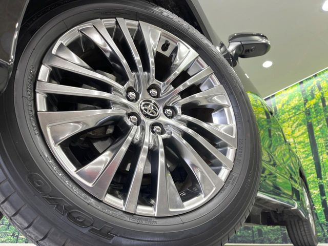 TOYOTA HARRIER 2WD 2024