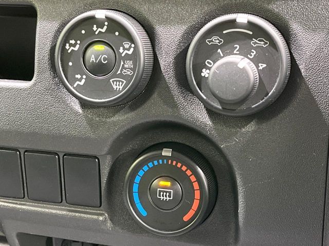 TOYOTA HIACE van 1.25t 2WD 2022