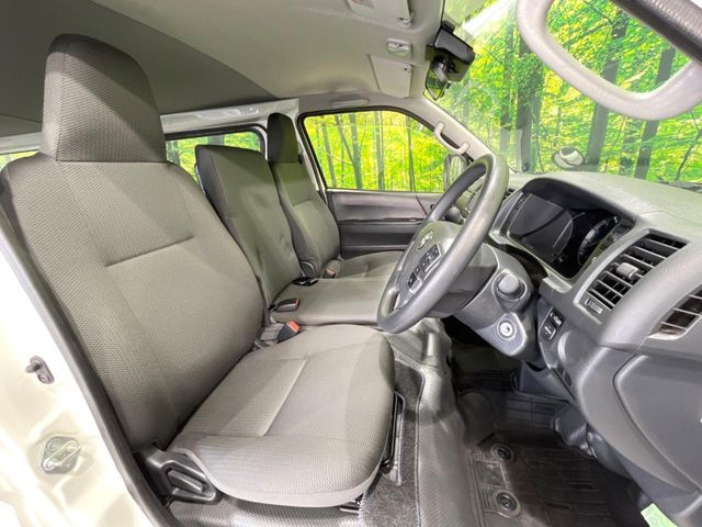 TOYOTA HIACE van 1.25t 2WD 2022