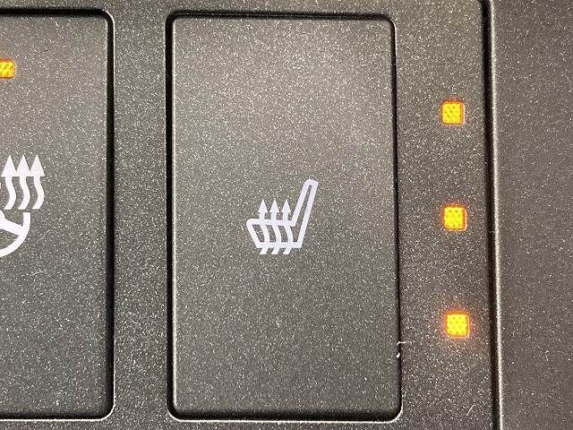 TOYOTA LEXUS IS300h 2021