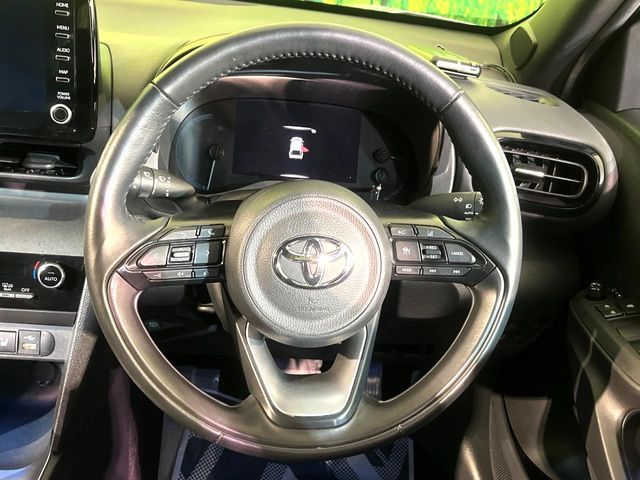 TOYOTA YARIS CROSS HYBRID 2023