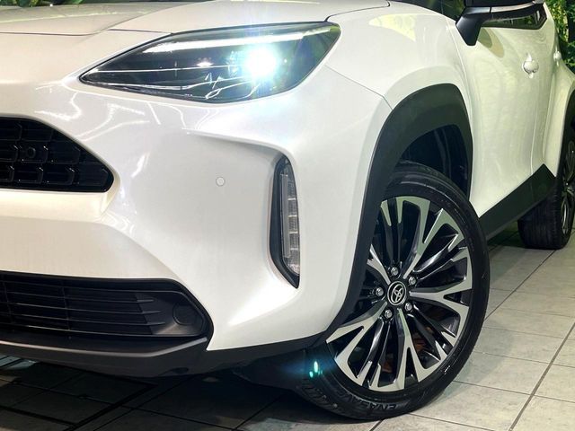 TOYOTA YARIS CROSS HYBRID 2023