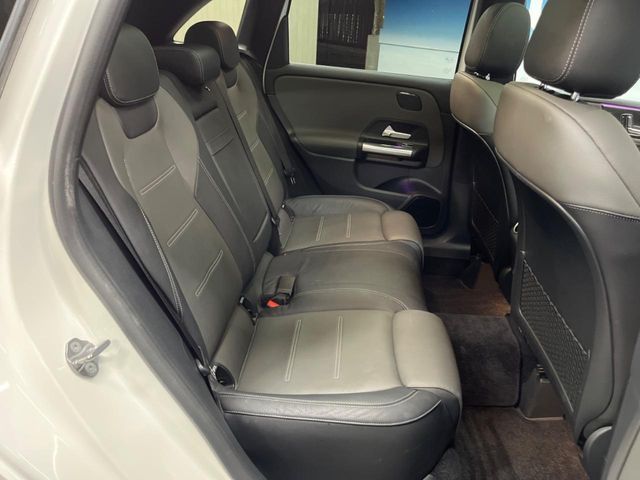 MERCEDES BENZ MERCEDES BENZ B class 2019