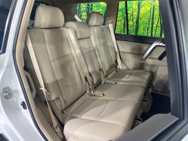 TOYOTA LANDCRUISER PRADO 2022