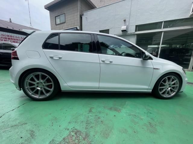 VOLKSWAGEN VOLKSWAGEN GOLF GTI 2016