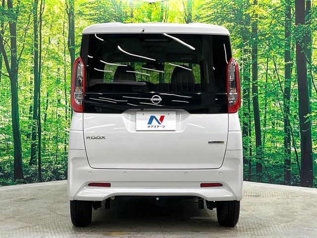 NISSAN ROOX 4WD 2024