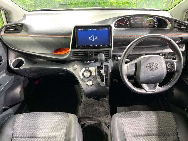 TOYOTA SIENTA 2019