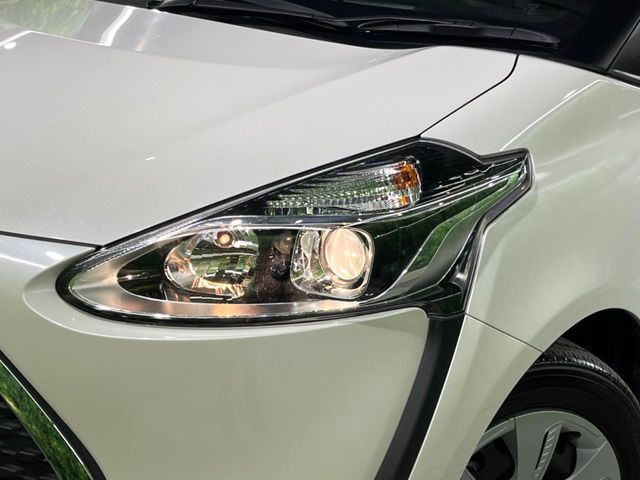 TOYOTA SIENTA 2019