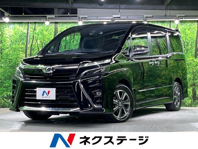 TOYOTA VOXY 2019