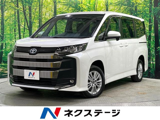 TOYOTA NOAH HYBRID 4WD 2024
